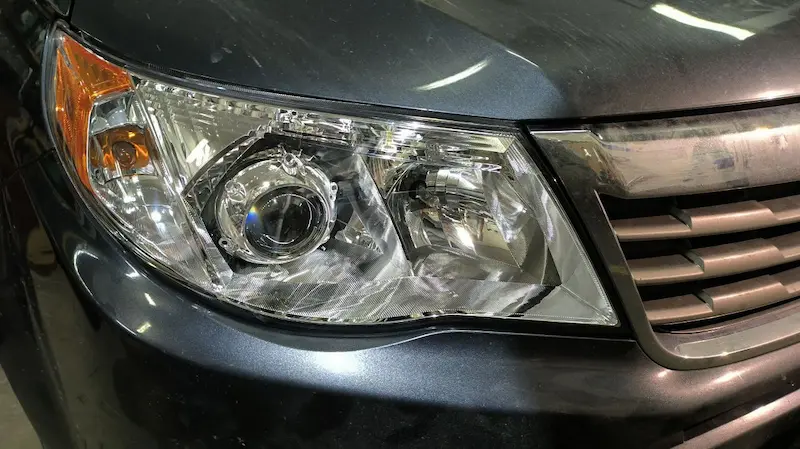 Результат професійного встановлення Bi-LED лінз у Subaru у Львові