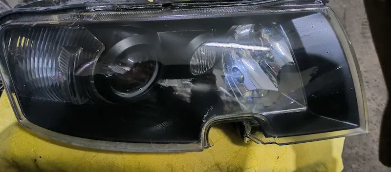 Обслуговування фар Mercedes-Benz C-Class Львів